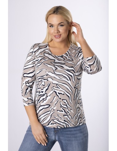Plus size blouse with 3/4 patterned sleeves