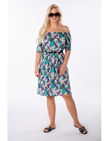 Plus size dress with floral theme