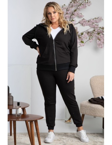 Two-piece sporty suit comfortable sizes with sweatshirt and trousers