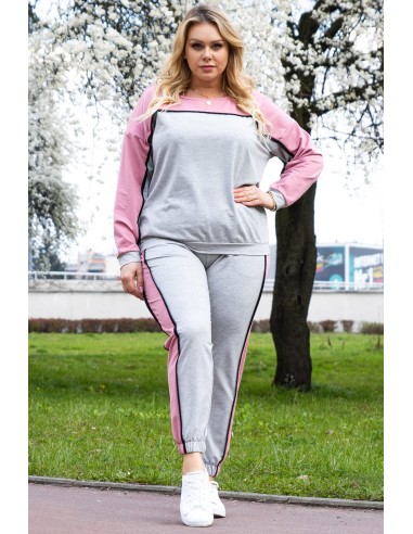 Two-piece suit comfortable sizes with sweatshirt and trousers