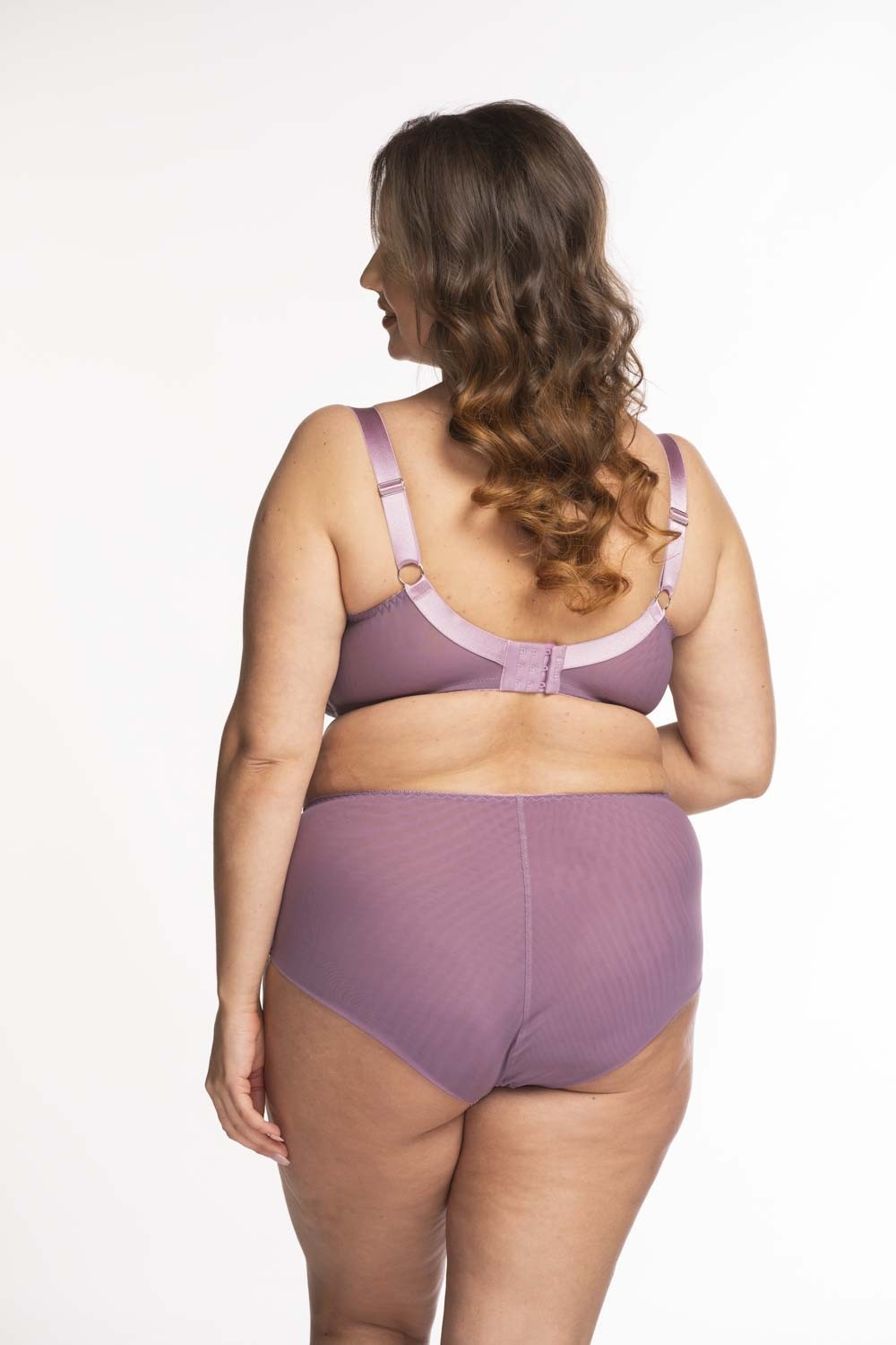 Reggiseno Con Coppe Morbide Intere e Ferretti - NESSA LUIZA