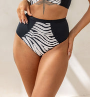 Mutanda Costume Donna Plus Size con Taglio Brasiliana Vita Alta Leggermente Modellante - KRISLINE TROPEA