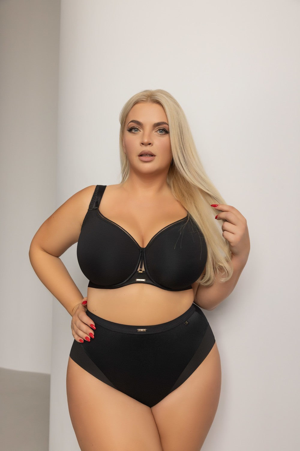 Mutanda Donna Con Taglio Classico a Vita Alta Leggermente Contenitiva Con Dettagli in Tulle - KRISLINE SIMPLE