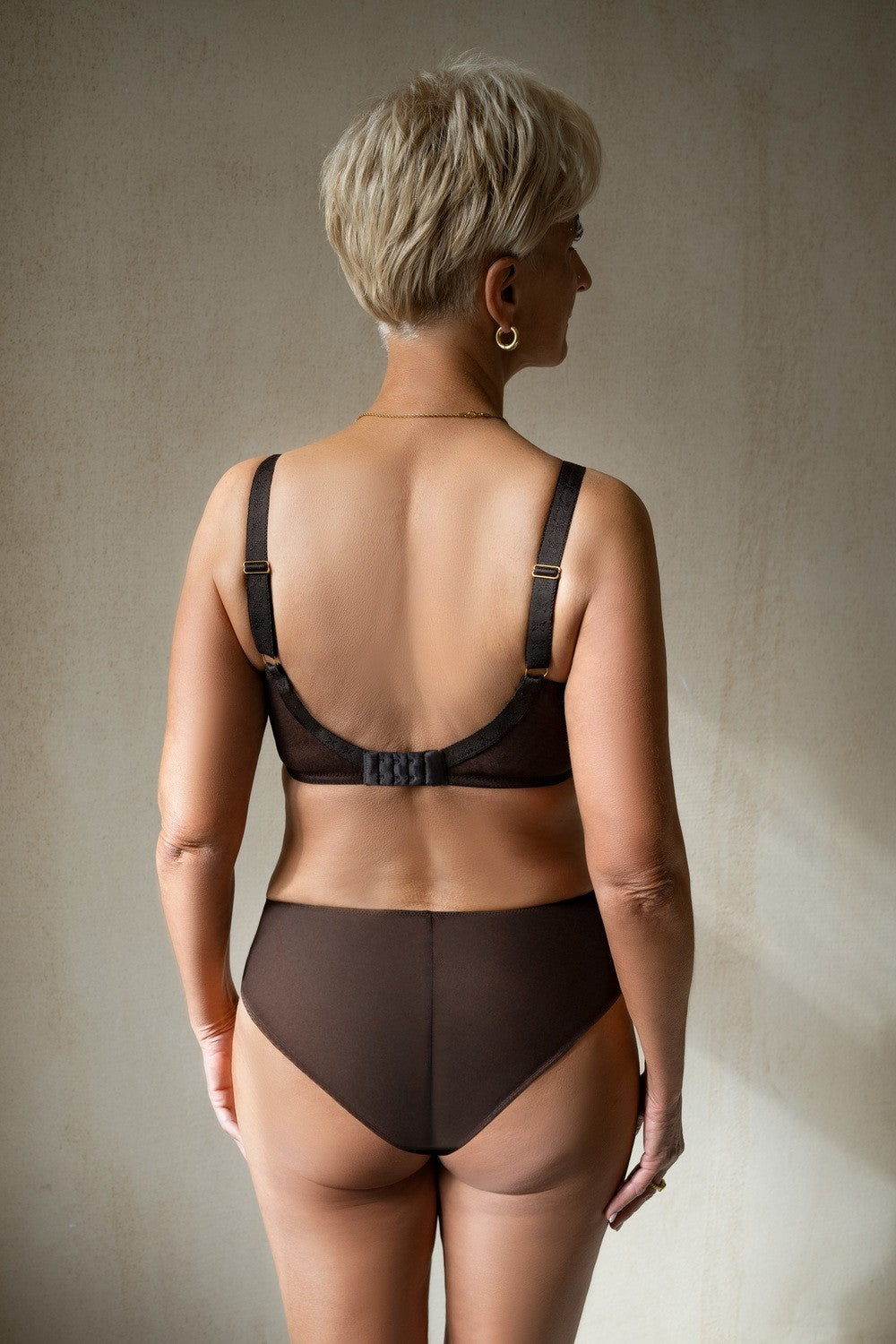 Mutanda Donna Leggermente Sgambata e Contenitiva A Vita Media - KRISLINE BROWNIE