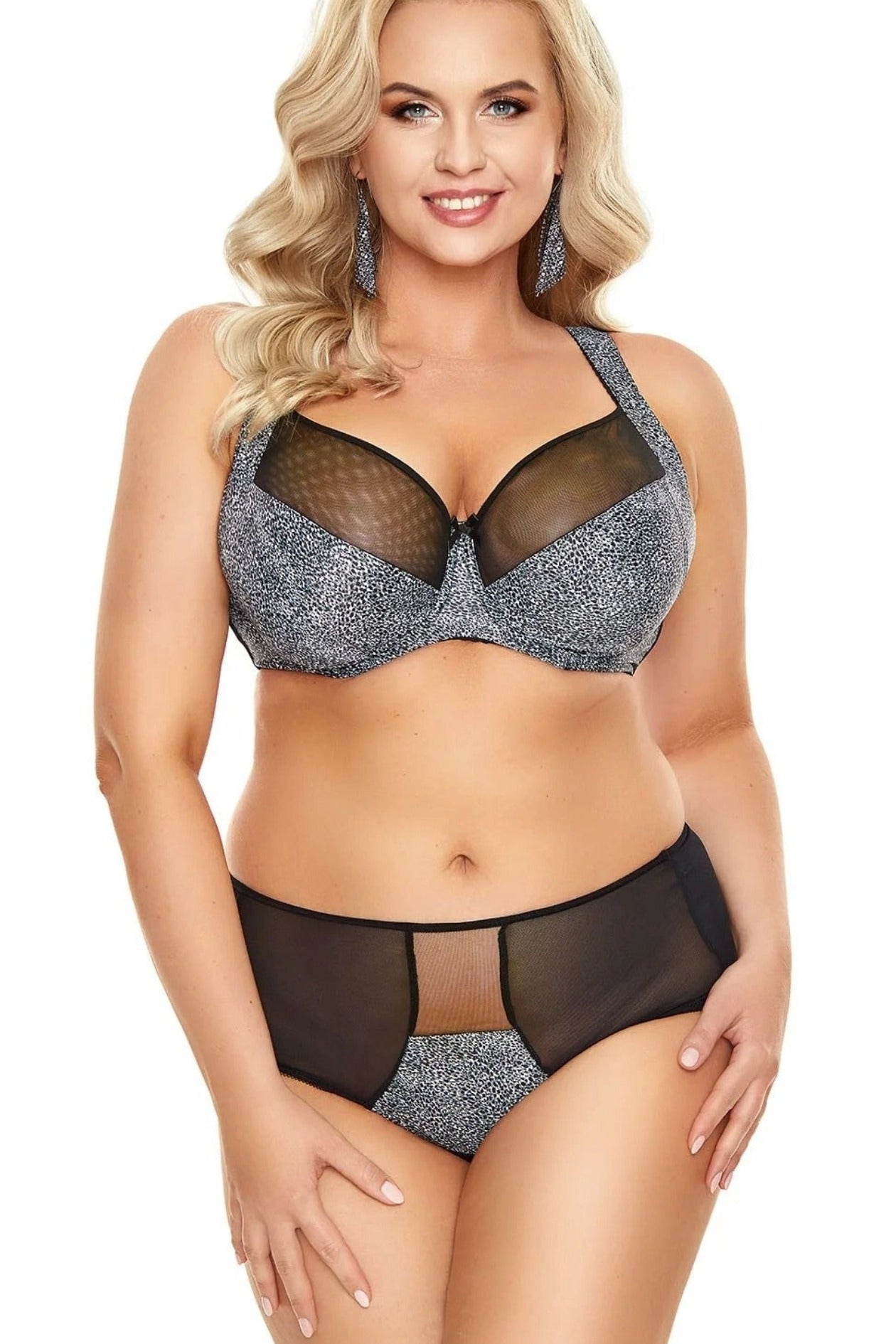 Reggiseno Con Coppe Morbide Intere e Ferretti - NESSA OMENA NERO