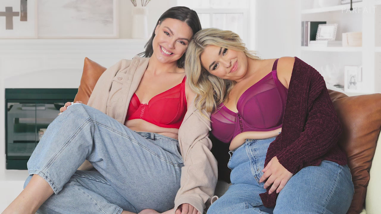 Carica video: Reggiseno Plus Size Con Coppa Morbida Elasticizzata Intera Traspirante - PARFAIT SHEA BEIGE